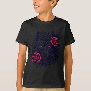 Wolf Portret Omlijst Door Doornige Rozen T-shirt
