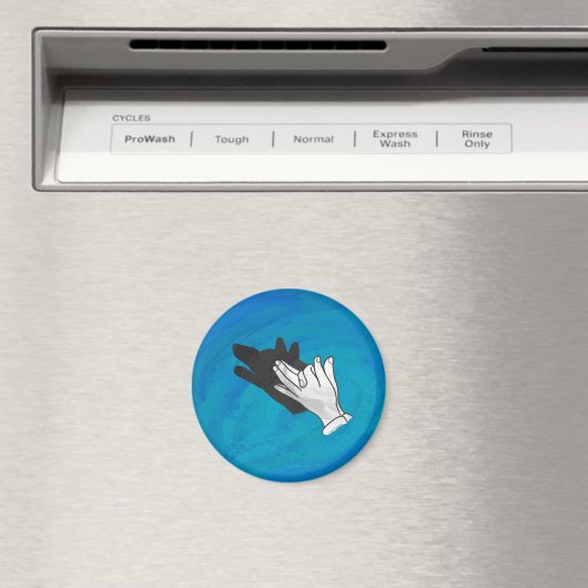 Wolf Shadow op Blue Magneet (Insitu (Vaatwasser))