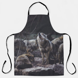 WOLF VERPAKKING OP ROCK FORMATIE SCHORT