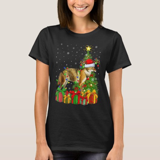 Wolf   Xmas Holiday Santa Wolf Christmas Tree T-shirt (Voorkant)
