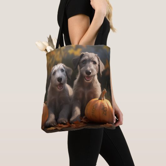 Wolfhound Puppy Herfst Delight Pompoen Tote Bag (Dichtbij)
