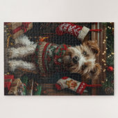 Wolfshond met kerstcadeaus bij de open haard legpuzzel (Horizontaal)