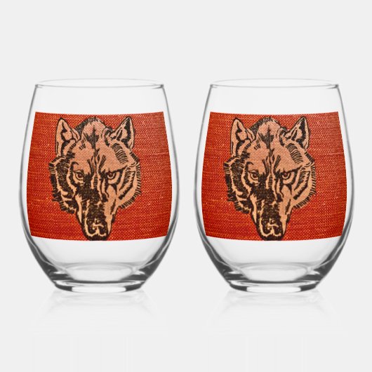 Wolfskop op rood wijnglas zonder voet (Voorkant)