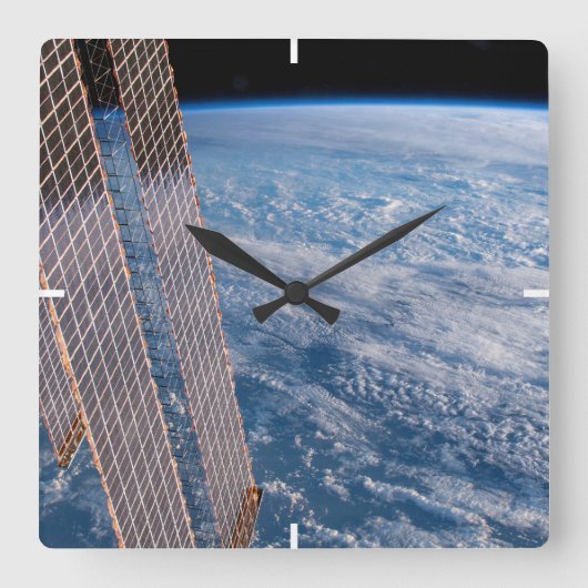 Wolk-bedekte Tasman en koraal Zeeen. Vierkante Klok (Voorkant)