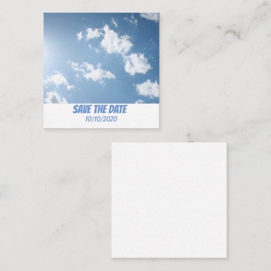 Wolk en heldere blauwe lucht SAVE THE DATE Informatiekaartje (Voorkant / Achterkant)