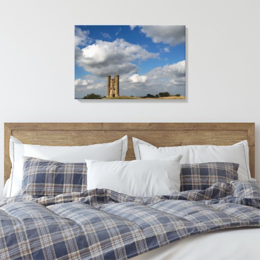 Wolken boven Broadway Tower, Cotswolds canvas (Insitu (Slaapkamer))
