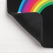 Wolken en regenboogkleurig geluid zwart muismat (Hoek)