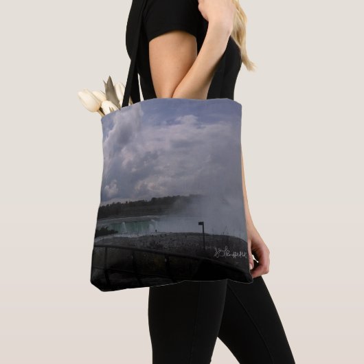 Wolken en vuist tote bag (Dichtbij)