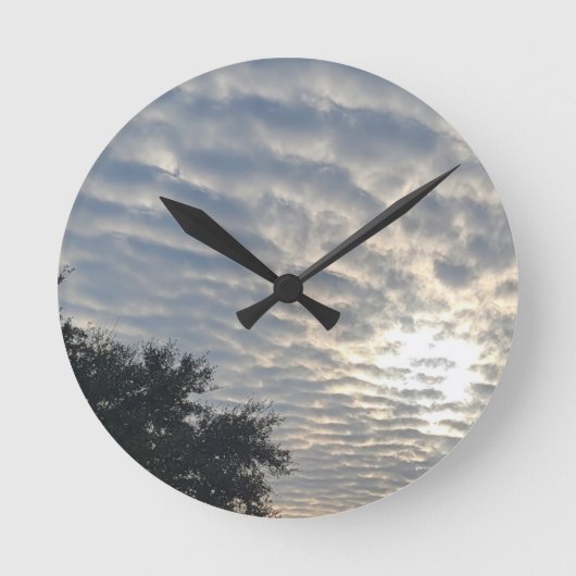 WOLKEN FUSIE GESCHEURD RONDE KLOK (Voorkant)