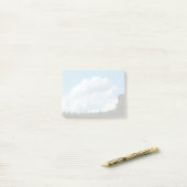 Wolken ontmoeten bomen post-it® notes (Op bureau)