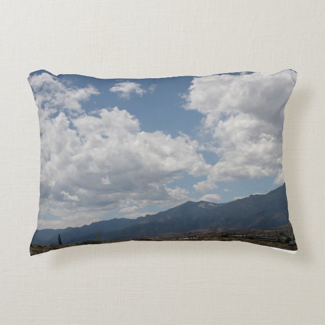 Wolken over de Rocky Mountains Accent Kussen (Voorkant)