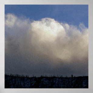 Wolken over het station poster