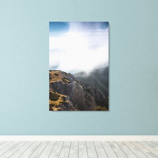 Wolken rollend over bergen canvas afdruk (Insitu (Houten vloer))