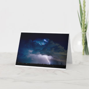 Wolken van licht. Lightning Striking Boulder Count Kaart