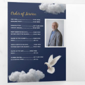 Wolken Viering van het Leven Foto Obituary Trifold Drieluik Uitnodiging (Binnenzijde eerst)