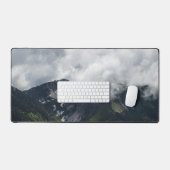 Wolken voor bergen bureaumat (Keyboard & Muis)