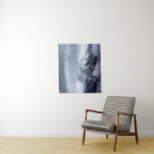 Wolken voor de bergen Storžič, Slovenië Wandkleed (In situ)