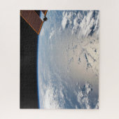 Wolkenformaties rond zonneschijn voor de Stille Oc Legpuzzel (Verticaal)