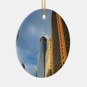 Wolkenkrabberspiegelingen van New York Keramisch Ornament (Rechts)