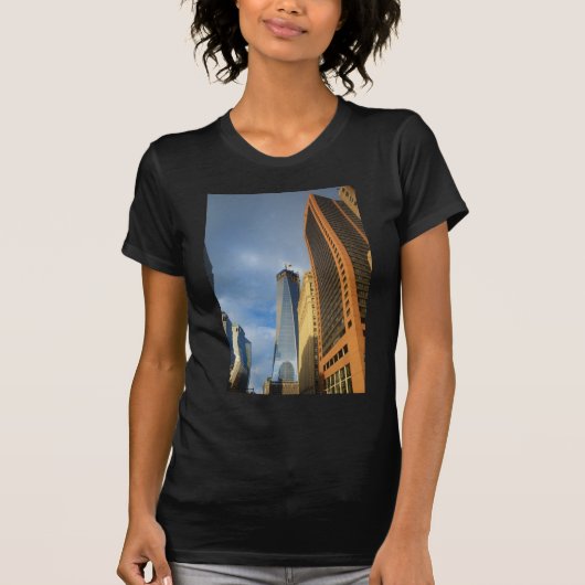 Wolkenkrabberspiegelingen van New York T-shirt (Voorkant)