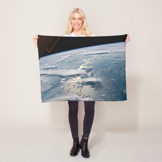 Wolkenlandschappen rond Sumatra, Indonesië. Fleece Deken (In situ)