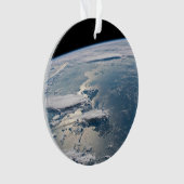 Wolkenlandschappen rond Sumatra, Indonesië. Ornament (voorkant)