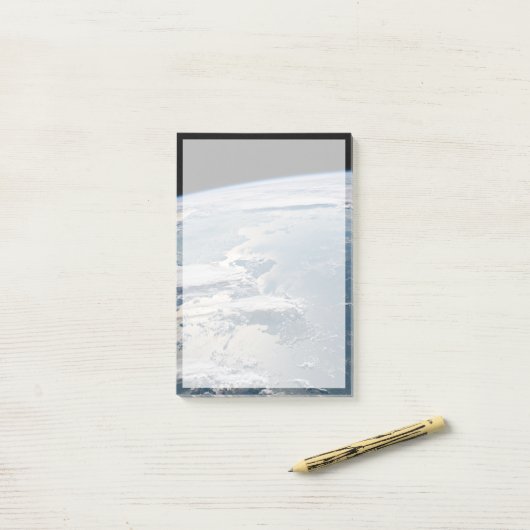 Wolkenlandschappen rond Sumatra, Indonesië. Post-it® Notes (Op bureau)