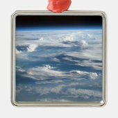 wolkenluchten boven sudan metalen ornament (Voorkant)