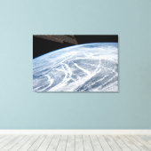 Wolkenpatronen ten zuiden van de Aleoeten. Canvas Afdruk (Insitu (Houten vloer))