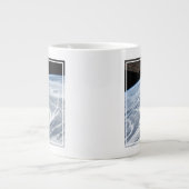 Wolkenpatronen ten zuiden van de Aleoeten. Grote Koffiekop (Voorkant)