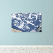 Wolkenvortex straten voor de kust canvas afdruk (Insitu (Houten vloer))