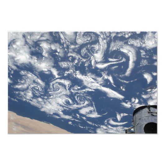 Wolkenvortex straten voor de kust foto afdruk (Voorkant)