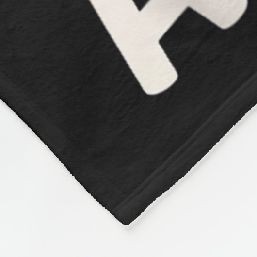 Woman Cannot Survive Wine Alone She Needs Crab Fleece Deken (Hoek)