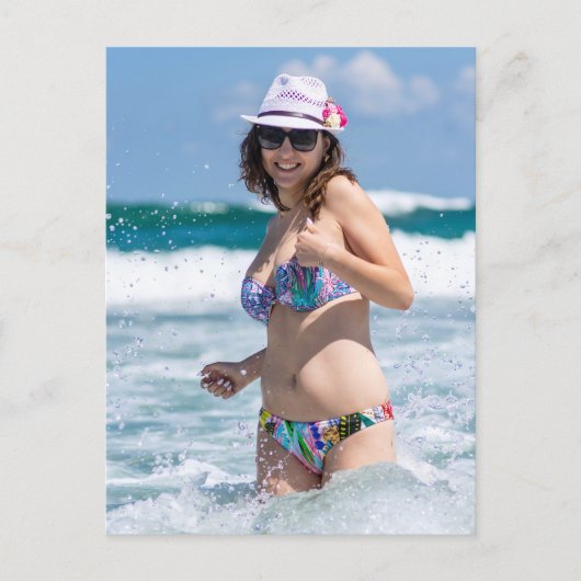 Woman Enjoying A Day At The Beach Feestdagenkaart (Voorkant)