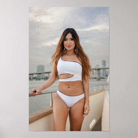 Woman In A White Swimsuit Poster (Voorkant)