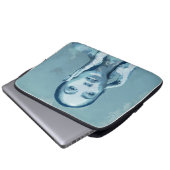 "Woman in Blue" Laptop Sleeve (Voorkant onderkant)