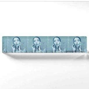 "Woman in Blue" Naambordje