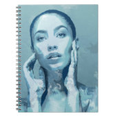 "Woman in Blue" Notitieboek (Voorkant)