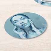 "Woman in Blue" Premium Canvas  Ronde Kartonnen Onderzetter (Gebogen)