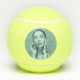 "Woman in Blue" Premium Canvas  Tennisballen