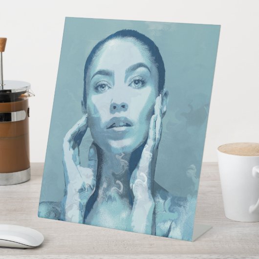 "Woman in Blue" Reclamebord Met Voetstuk (Insitu)