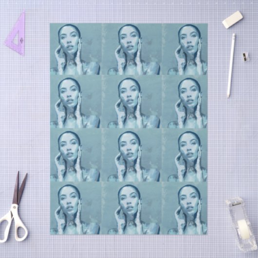 "Woman in Blue" Tissuepapier (Craft)