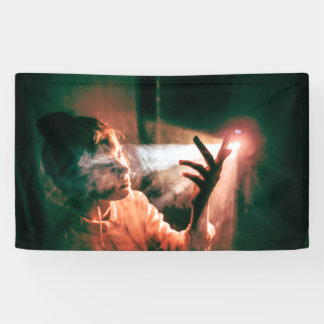 Woman in Light and Smoke Spandoek