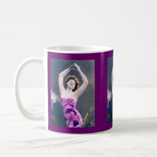 woman in purple sarong , arms raised as if dancing koffiemok (Links)