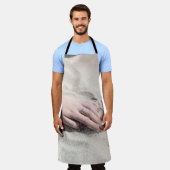 Woman lying on white sand schort (Gedragen)