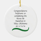 Woman Marathon Runner Ornament in Green (Achterkant)
