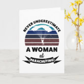 Woman Parachuting Funny Gift Wife Kaart (Gele Bloem)