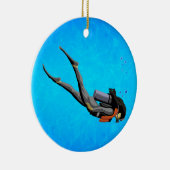 Woman SCUBA Diving Keramisch Ornament (Rechts)