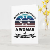 Woman Skydiving Funny Gift mama Wife Kaart (Gele Bloem)