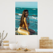 Woman Smiling At The Beach Poster (Keuken)